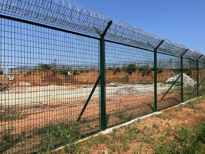 機(jī)場(chǎng)鋼筋網(wǎng)圍界圖片2