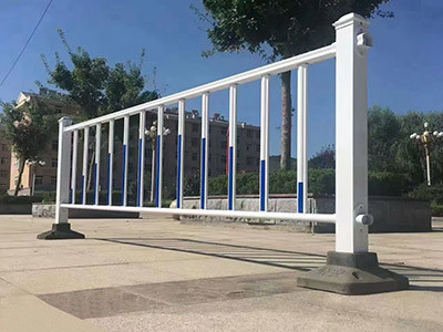 市政護(hù)欄圖片6